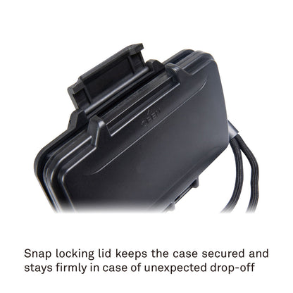 CX1001 - Memory Card Case snap locking lid detail