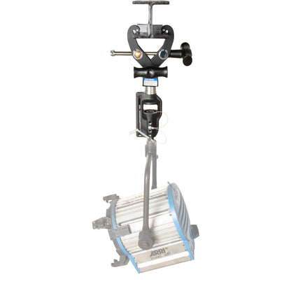 KCP-465UH - Fast Claw Clamp with Universal Head full lighting fixture setup