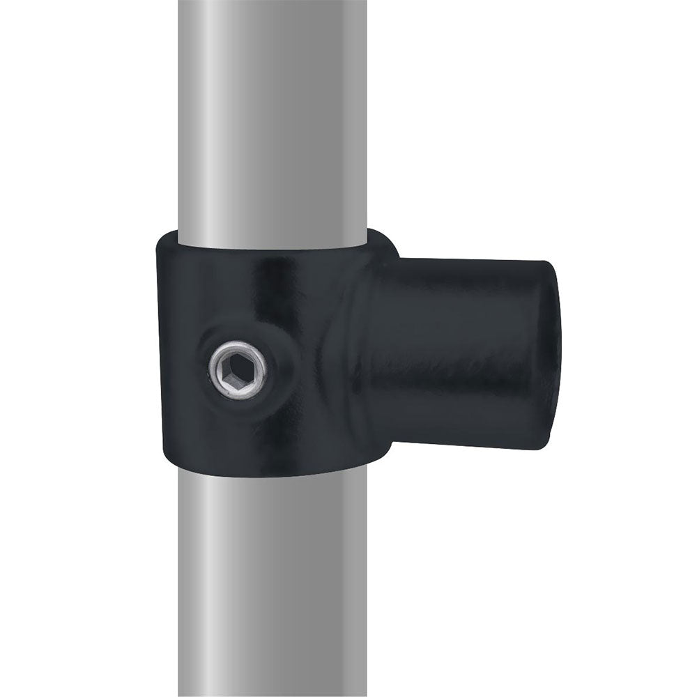 KPC-047B - Pipe Clamp Internal Swivel Tee (Black) installed pipe clamp view