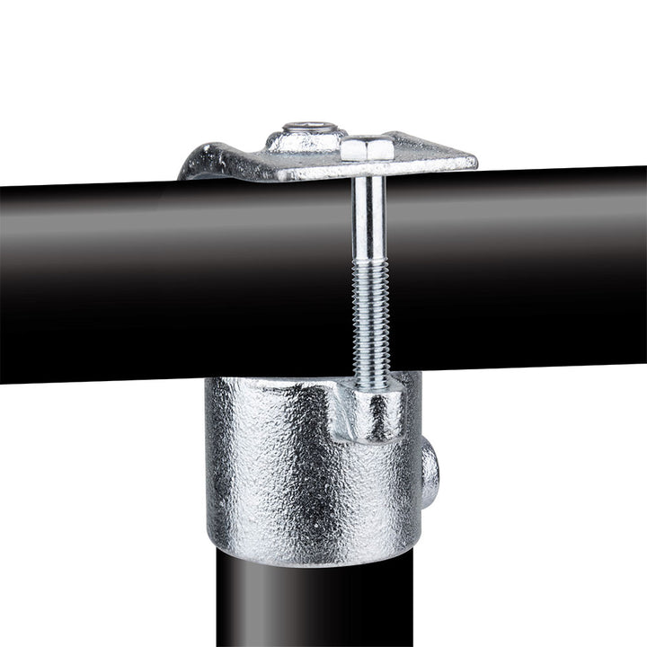 KPC-135 - Pipe Clamp Clamp-On Tee (Silver) installed pipe clamp view