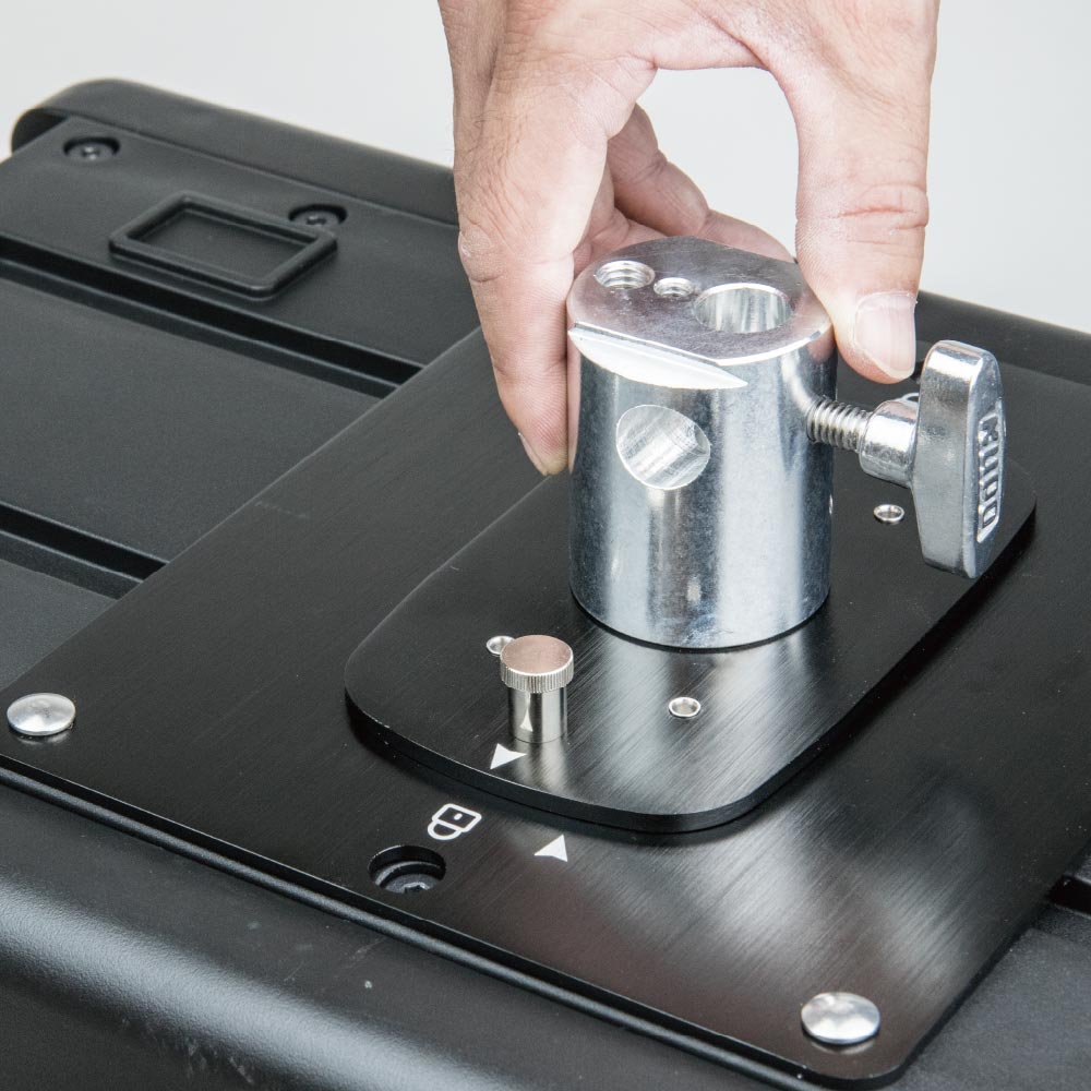 KS-231 - Quick-release plate 14.7 x 16.2 cm locking operation